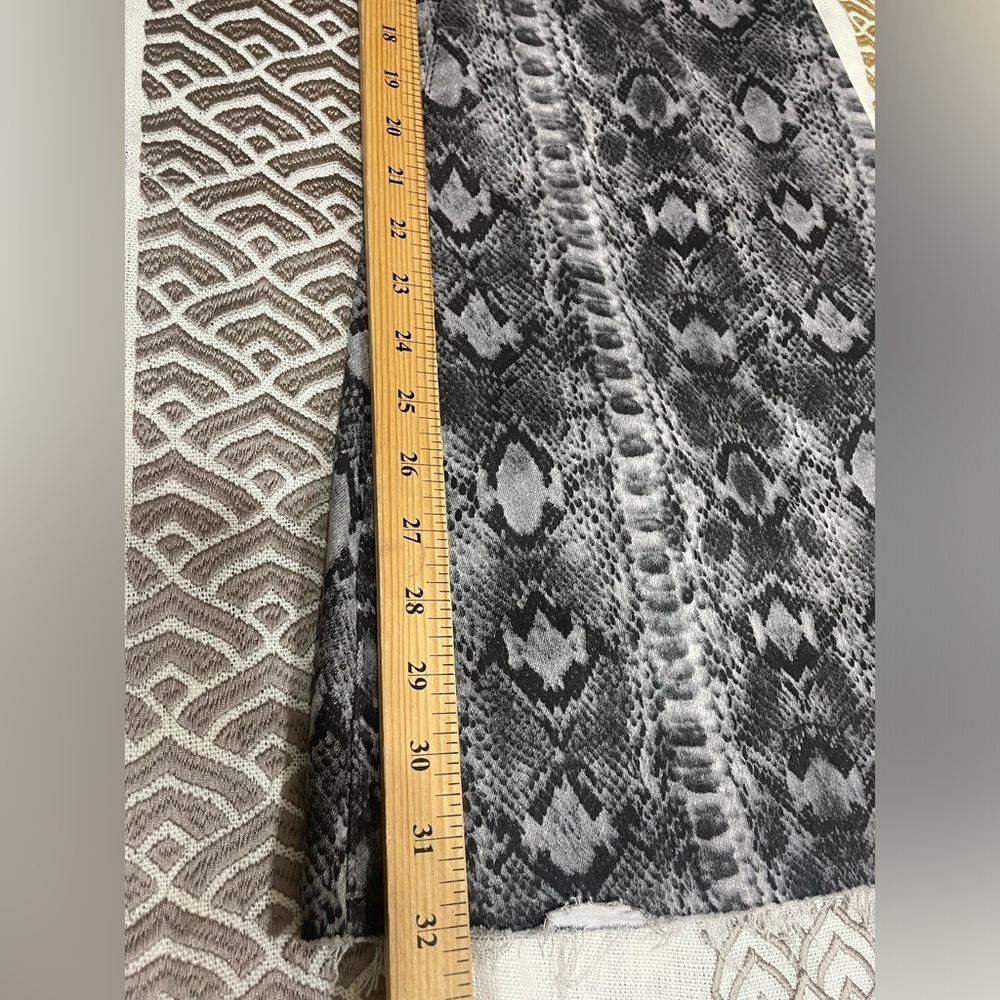 Free People Snake Python Just Float On Bell Bottom High Waisted Jeans 26 - Picture 10 of 16